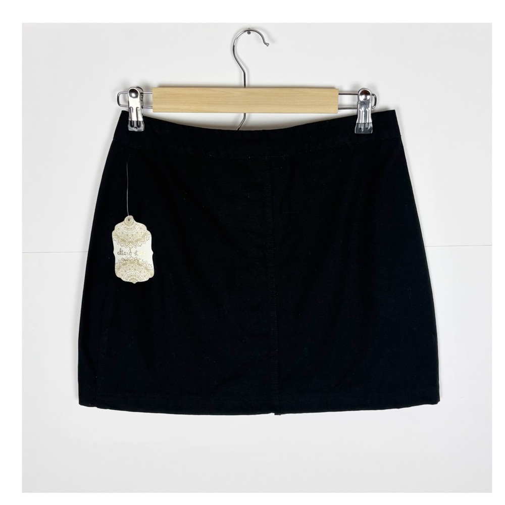 Altar'd State Black Front Zip Mini Skirt Size Medium - Picture 2 of 7